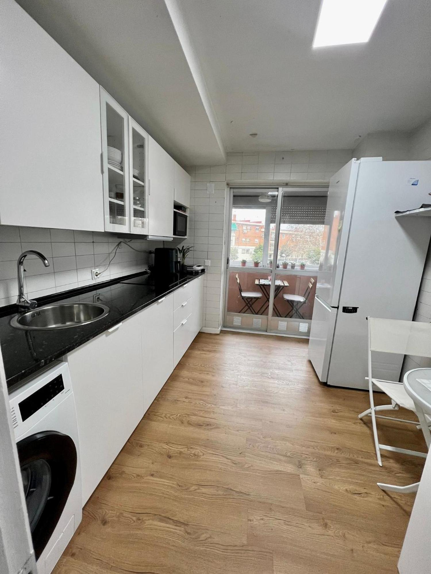 Habitacion En Madrid Exterior photo